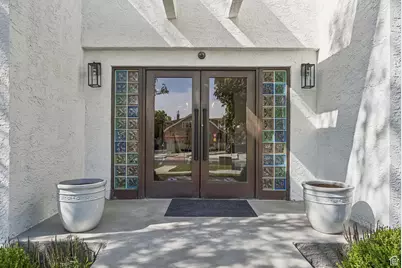 1085 E 900 S, Salt Lake City, UT 84105 - Photo 2