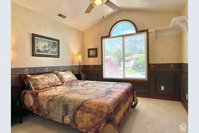 2009 E Sweetbriar Ln, Sandy, UT 84092 - Photo 18