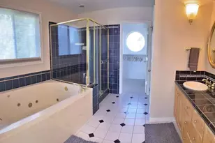 2009 E Sweetbriar Ln, Sandy, UT 84092 - Photo 8