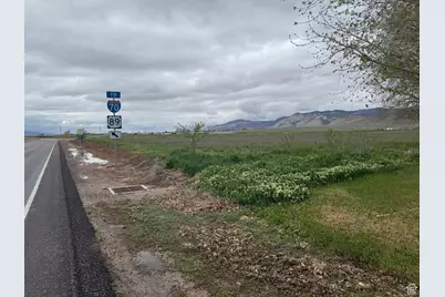 330 W 800 S #105, Aurora, UT 84620 - Photo 2