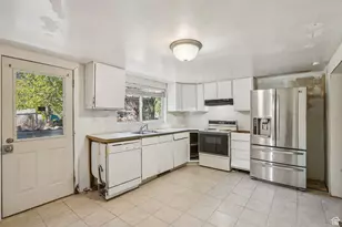 71 N Church St, Eureka, UT 84628 - Photo 8