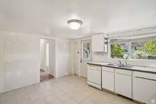 71 N Church St, Eureka, UT 84628 - Photo 10