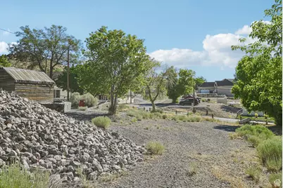 71 N Church St, Eureka, UT 84628 - Photo 26