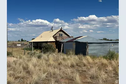 75 N Meadow Ln, La Sal, UT 84530 - Photo 4