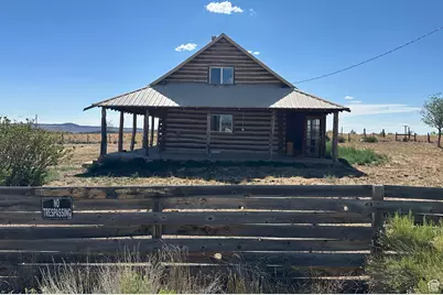 75 N Meadow Ln, La Sal, UT 84530 - Photo 2