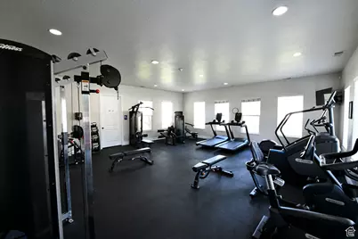 433 N Kent Dr N, North Salt Lake, UT 84054 - Photo 14