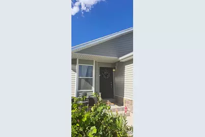 1673 E Slow Water Way, Eagle Mountain, UT 84005 - Photo 4