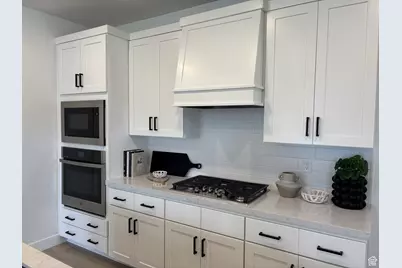 21 S Lunar Way #376, Mapleton, UT 84664 - Photo 2