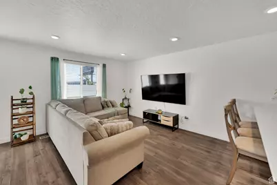 3895 S Bowie Dr, Magna, UT 84044 - Photo 10