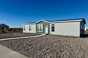 34 S 900 W, Hinckley, UT 84635 - Photo 2