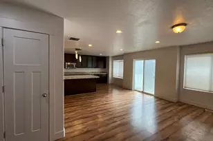 5058 S Moray Ct, Holladay, UT 84117 - Photo 10