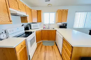 902 N Newburg, Garden City, UT 84028 - Photo 14