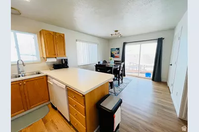 902 N Newburg #4, Garden City, UT 84028 - Photo 14