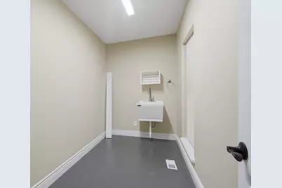 1107 N Twickenham Dr, Salt Lake City, UT 84103 - Photo 56