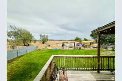 799 E Main St, Grantsville, UT 84029 - Photo 8