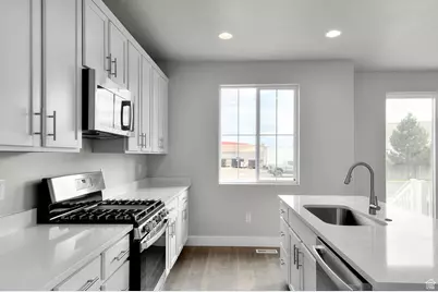 1277 W Sweet Corn Ln, Lindon, UT 84042 - Photo 12