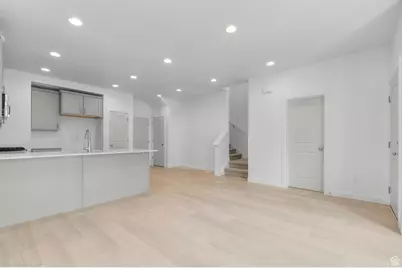 1826 N 3560 W, Lehi, UT 84043 - Photo 4