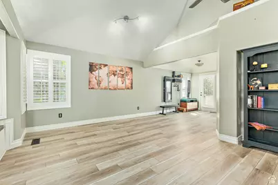 2316 E 1975 N, Layton, UT 84040 - Photo 28