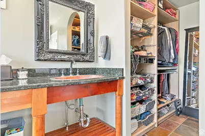 2316 E 1975 N, Layton, UT 84040 - Photo 14