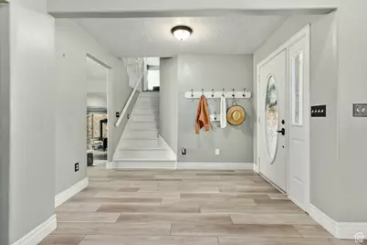 2316 E 1975 N, Layton, UT 84040 - Photo 24