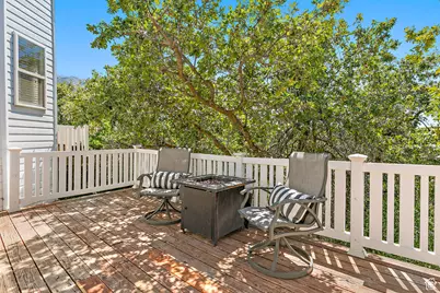 2316 E 1975 N, Layton, UT 84040 - Photo 40