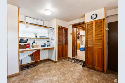 1040 W Center St, Hinckley, UT 84635 - Photo 14