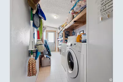 1040 W Center St, Hinckley, UT 84635 - Photo 30