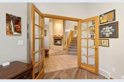 2614 E Tuxedo Cir, Cottonwood Heights, UT 84093 - Photo 32