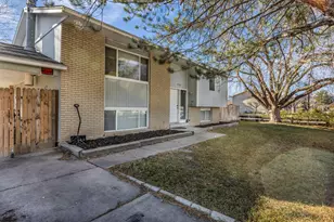 4989 W Cherrywood Ln, West Valley, UT 84120 - Photo 2