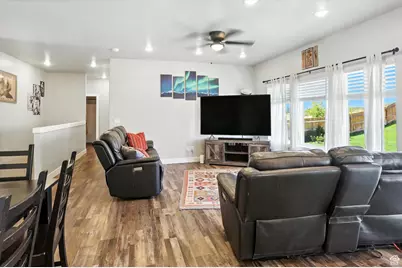 798 W 50 N, Hyrum, UT 84319 - Photo 8