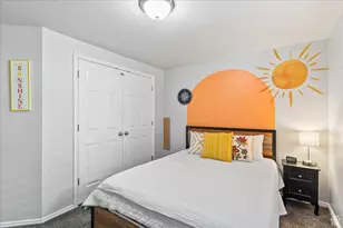 149 E Pioneer Ave, Sandy, UT 84070 - Photo 32