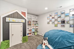 149 E Pioneer Ave, Sandy, UT 84070 - Photo 22