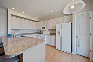 957 E Senior Band Rd, Draper, UT 84020 - Photo 8