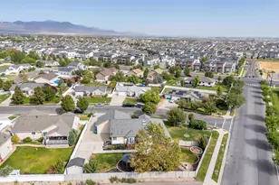 5217 W Autumn Creek Dr S, Riverton, UT 84096 - Photo 50