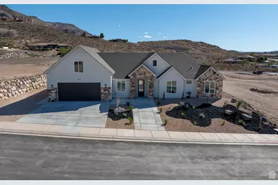 1037 W Rock View Drive Vw, Hurricane, UT 84737 - Photo 1