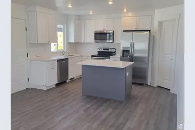 151 E 730 N, Tooele, UT 84074 - Photo 4