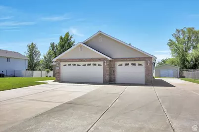 149 W 1250 N, Harrisville, UT 84404 - Photo 26