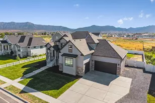 2044 S 4300 W, Taylor, UT 84401 - Photo 2