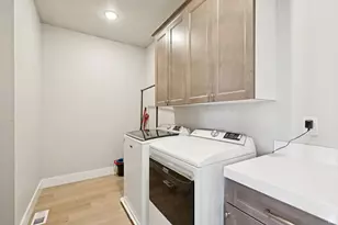 2044 S 4300 W, Taylor, UT 84401 - Photo 38