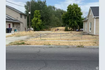736 W 300 S, Provo, UT 84601 - Photo 2