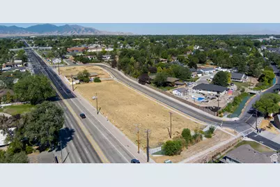 1891 W Jordan Canal Rd, Taylorsville, UT 84129 - Photo 18