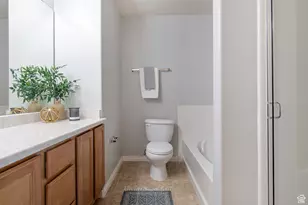 8559 S Sunrise Oak Dr W, West Jordan, UT 84081 - Photo 10