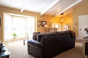 9673 S Chylene Dr, Sandy, UT 84092 - Photo 12