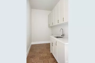 633 E Vandalay Ln E, Draper, UT 84020 - Photo 10