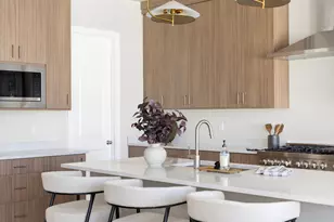 633 E Vandalay Ln E, Draper, UT 84020 - Photo 8