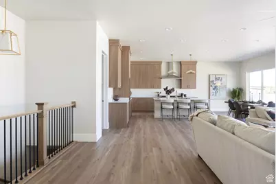 633 E Vandalay Ln E, Draper, UT 84020 - Photo 4