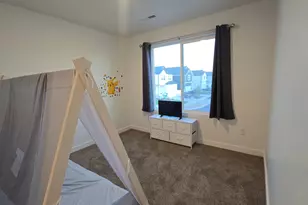 1048 E Scuttlebutt Ln, Saratoga Springs, UT 84045 - Photo 12