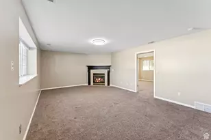 4635 S 2950 W, Roy, UT 84067 - Photo 14