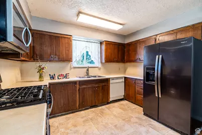 77 N 100 W, Trenton, UT 84338 - Photo 4