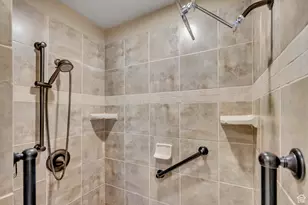 1695 E Ensign Pl, Cottonwood Heights, UT 84121 - Photo 18